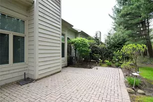 22 Waterford Ln, Beachwood, OH 44122 - Photo 38