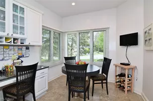22 Waterford Ln, Beachwood, OH 44122 - Photo 10