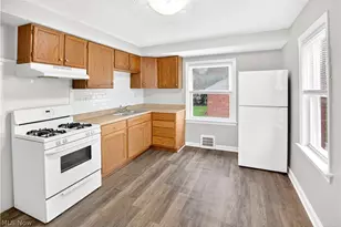 9304 Plymouth Ave, Garfield Heights, OH 44125 - Photo 6