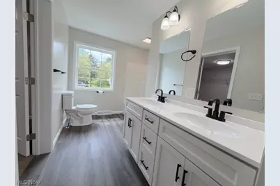 2193 E High Avenue, New Philadelphia, OH 44663 - Photo 12