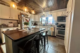 817 Walnut St, Caldwell, OH 43724 - Photo 8