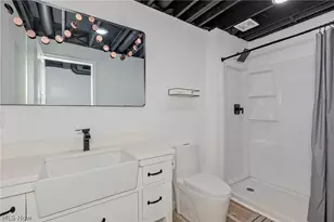 5690 Hartshire Dr, Willoughby, OH 44094 - Photo 40