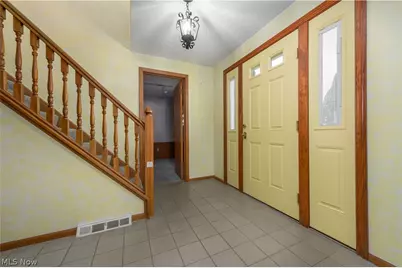 22870 Laramie Drive, Rocky River, OH 44116 - Photo 4