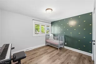 24042 Greenlawn Ave, Beachwood, OH 44122 - Photo 26