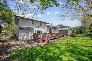 24042 Greenlawn Ave, Beachwood, OH 44122 - Photo 40
