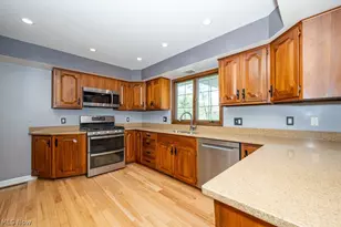 5841 Sharon Dr, Boardman, OH 44512 - Photo 6