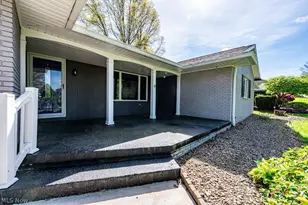 5841 Sharon Dr, Boardman, OH 44512 - Photo 2