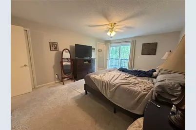 4648 Oak Point Road, Lorain, OH 44053 - Photo 22