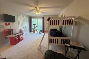 4648 Oak Point Rd, Lorain, OH 44053 - Photo 12