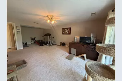 4648 Oak Point Road, Lorain, OH 44053 - Photo 24