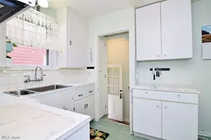 1272 Winston Rd, South Euclid, OH 44121 - Photo 10