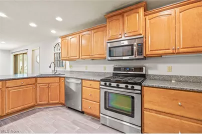 10743 Chippewa Road, Brecksville, OH 44141 - Photo 8