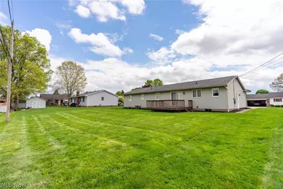 342 Sheffield Avenue NE, Massillon, OH 44646 - Photo 2