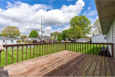 342 Sheffield Avenue NE, Massillon, OH 44646 - Photo 4