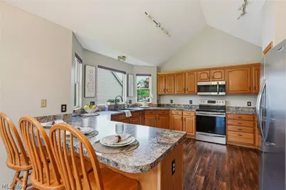 859 Kings Cross Drive, Wadsworth, OH 44281 - Photo 16