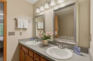 859 Kings Cross Dr, Wadsworth, OH 44281 - Photo 22