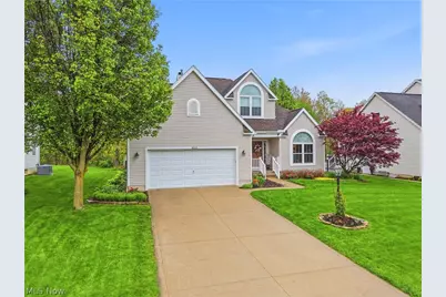 859 Kings Cross Drive, Wadsworth, OH 44281 - Photo 2