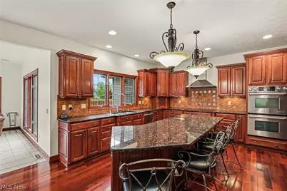 6291 Maypine Farm Boulevard, Highland Heights, OH 44143 - Photo 14