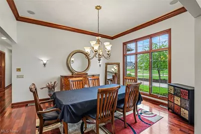 6291 Maypine Farm Boulevard, Highland Heights, OH 44143 - Photo 10