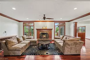 6291 Maypine Farm Blvd, Highland Heights, OH 44143 - Photo 8