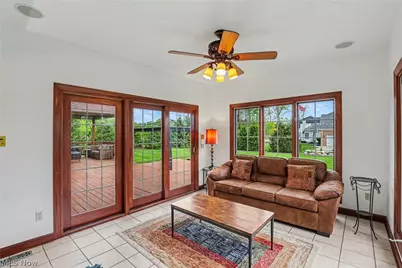 6291 Maypine Farm Boulevard, Highland Heights, OH 44143 - Photo 16