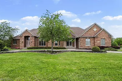 6291 Maypine Farm Boulevard, Highland Heights, OH 44143 - Photo 2