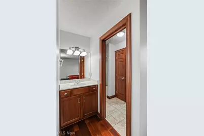 6291 Maypine Farm Boulevard, Highland Heights, OH 44143 - Photo 30