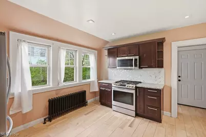 3871 Mayfield Road, Cleveland Heights, OH 44121 - Photo 12
