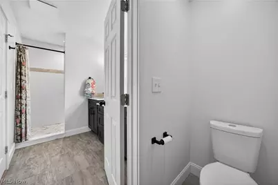 1617 Larchmont Avenue, Oakwood, OH 44107 - Photo 28