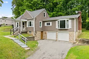 54321 Colerain Pike, Martins Ferry, OH 43935 - Photo 2