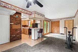 54321 Colerain Pike, Martins Ferry, OH 43935 - Photo 6