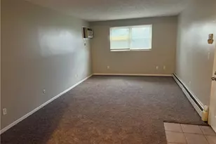 918 Pearson Cir, Boardman, OH 44512 - Photo 2
