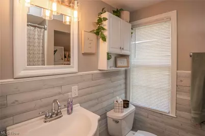 231 Birdwood Road, Akron, OH 44313 - Photo 28