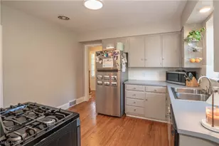 231 Birdwood Rd, Akron, OH 44313 - Photo 14