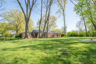 231 Birdwood Road, Akron, OH 44313 - Photo 30