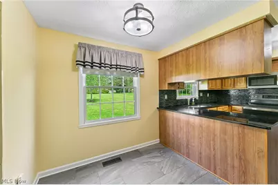 6163 Westington Drive, Canfield, OH 44406 - Photo 10