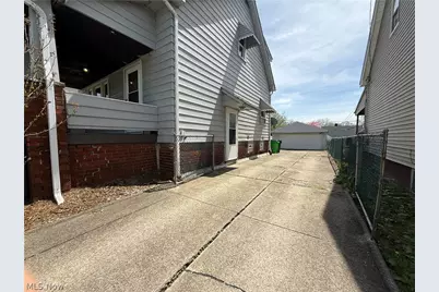 9612 Park Heights Avenue, Garfield Heights, OH 44125 - Photo 30