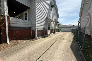 9612 Park Heights Ave, Garfield Heights, OH 44125 - Photo 30