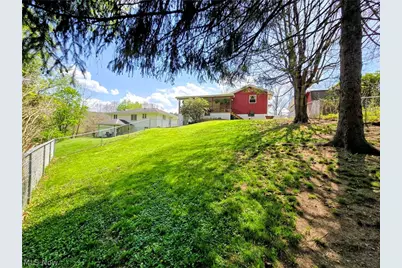 108 Theresa Drive, Weirton, WV 26062 - Photo 22
