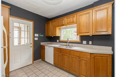 144 Cornell Avenue, Elyria, OH 44035 - Photo 20