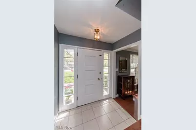 22636 Locust Lane, Rocky River, OH 44116 - Photo 2
