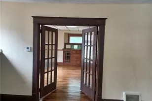 50 N Hazelwood Ave, Youngstown, OH 44509 - Photo 2