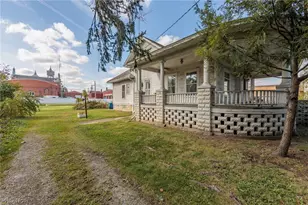 110 Courtland St, Wellington, OH 44090 - Photo 2