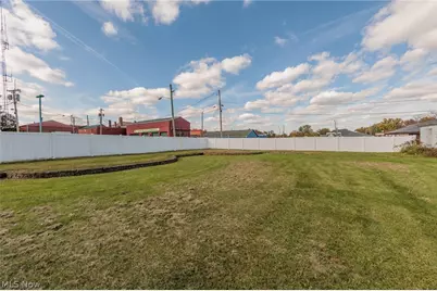 110 Courtland Street, Wellington, OH 44090 - Photo 38
