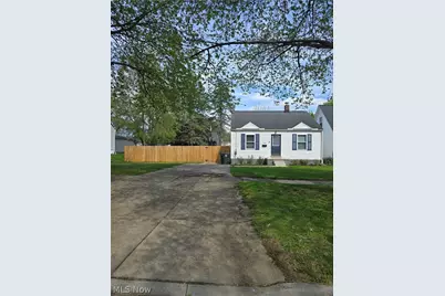 403 High Grove Boulevard, Akron, OH 44312 - Photo 1