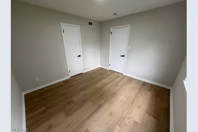 5651 Porter Road, North Olmsted, OH 44070 - Photo 14
