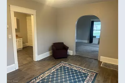 679 Wooster Road W, Barberton, OH 44203 - Photo 10