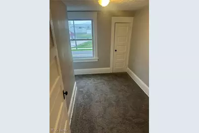 679 Wooster Road W, Barberton, OH 44203 - Photo 28