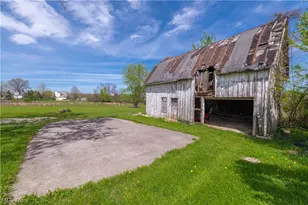 145 State Rd, Hinckley, OH 44233 - Photo 36