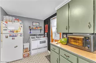 2803 11th St SW, Canton, OH 44710 - Photo 8